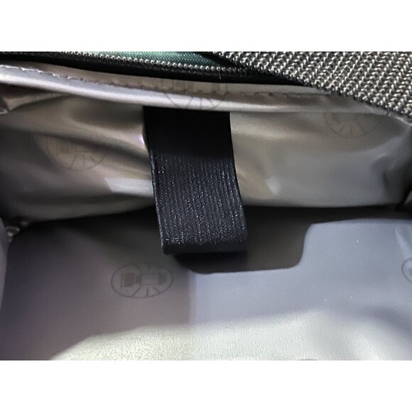 Vintage Coleman Insulated Cooler Pack Green Shoulder Lunch Bag Small - Picture 14 of 16